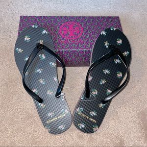 Tory Burch Size 7 Unworn/Brand New Flip Flops